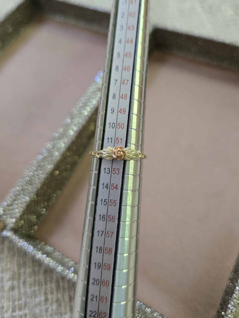 Black Hills Gold 10k/12k Gold Rose Ring - Picture 7 of 13